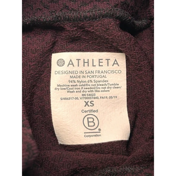 Athleta Flurry Peak Turtleneck, Antique Burgundy/ Black SIZE XS - Picture 9 of 9